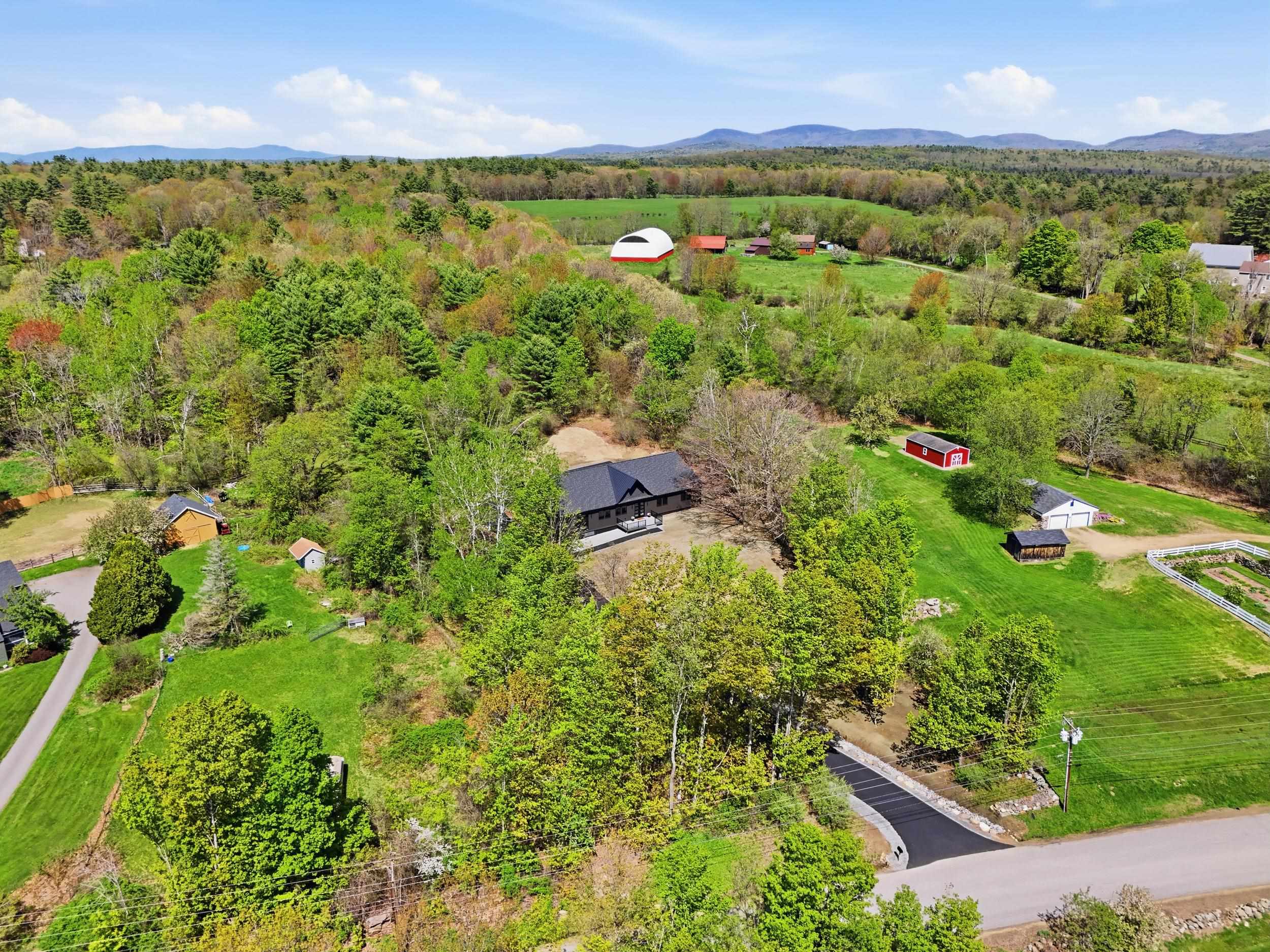 246 Jamestown Road Belmont, NH 03220 - Photo 8 of 54