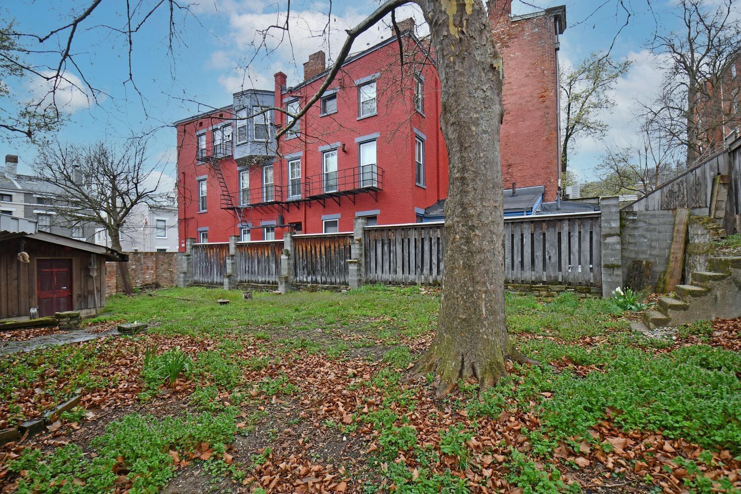 1306 Spring Street Cincinnati, OH 45202 - Photo 38 of 43