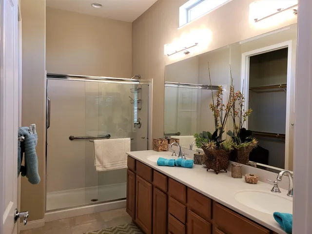 $2,850 | 81968 Avenida Bienvenida, Indio, CA 92203