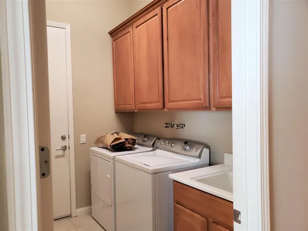 $2,750 | 81968 Avenida Bienvenida, Indio, CA 92203