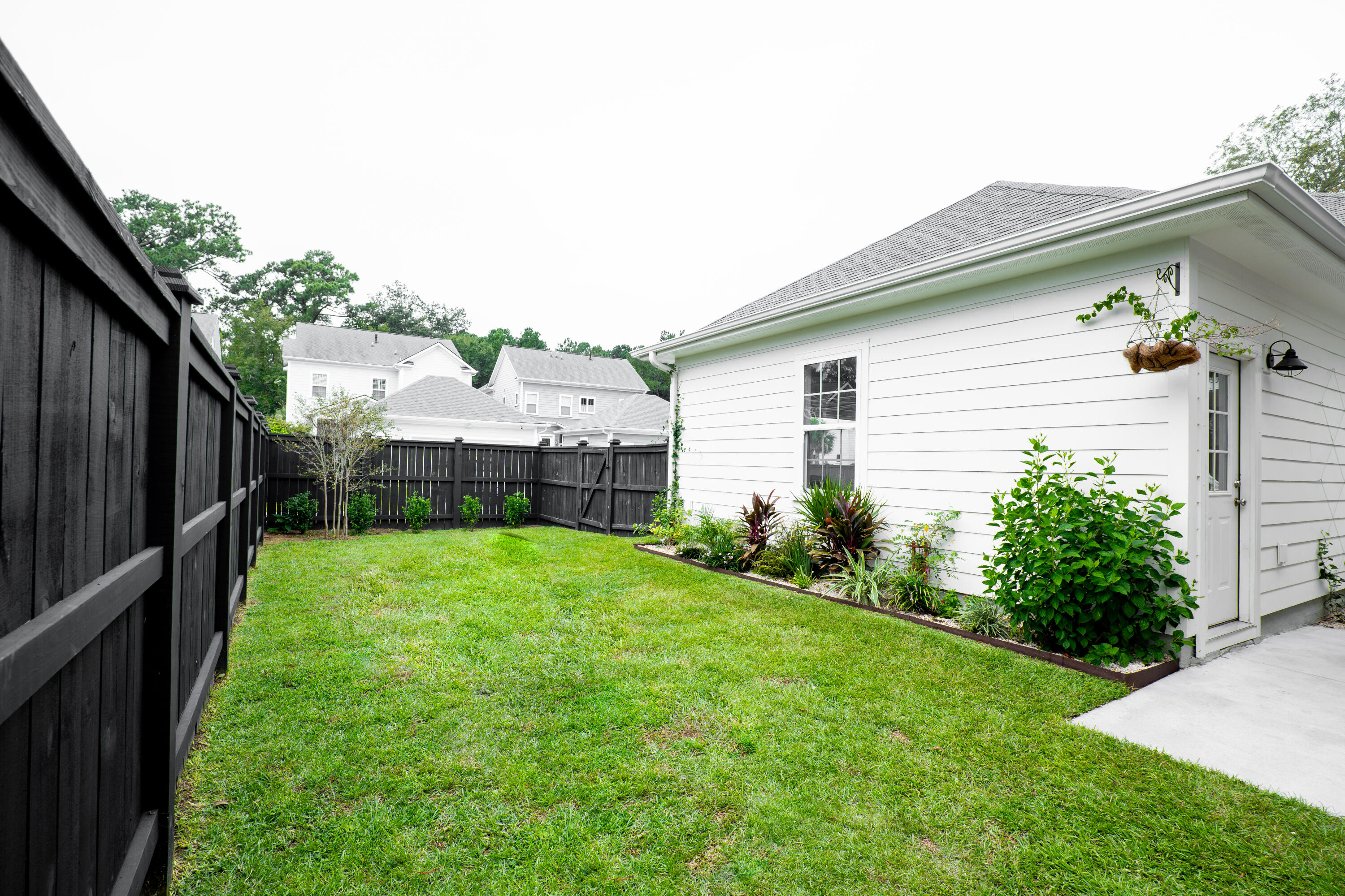 1375 Rivella Drive Mount Pleasant, SC 29464 - Photo 52 of 54 P1017143-2