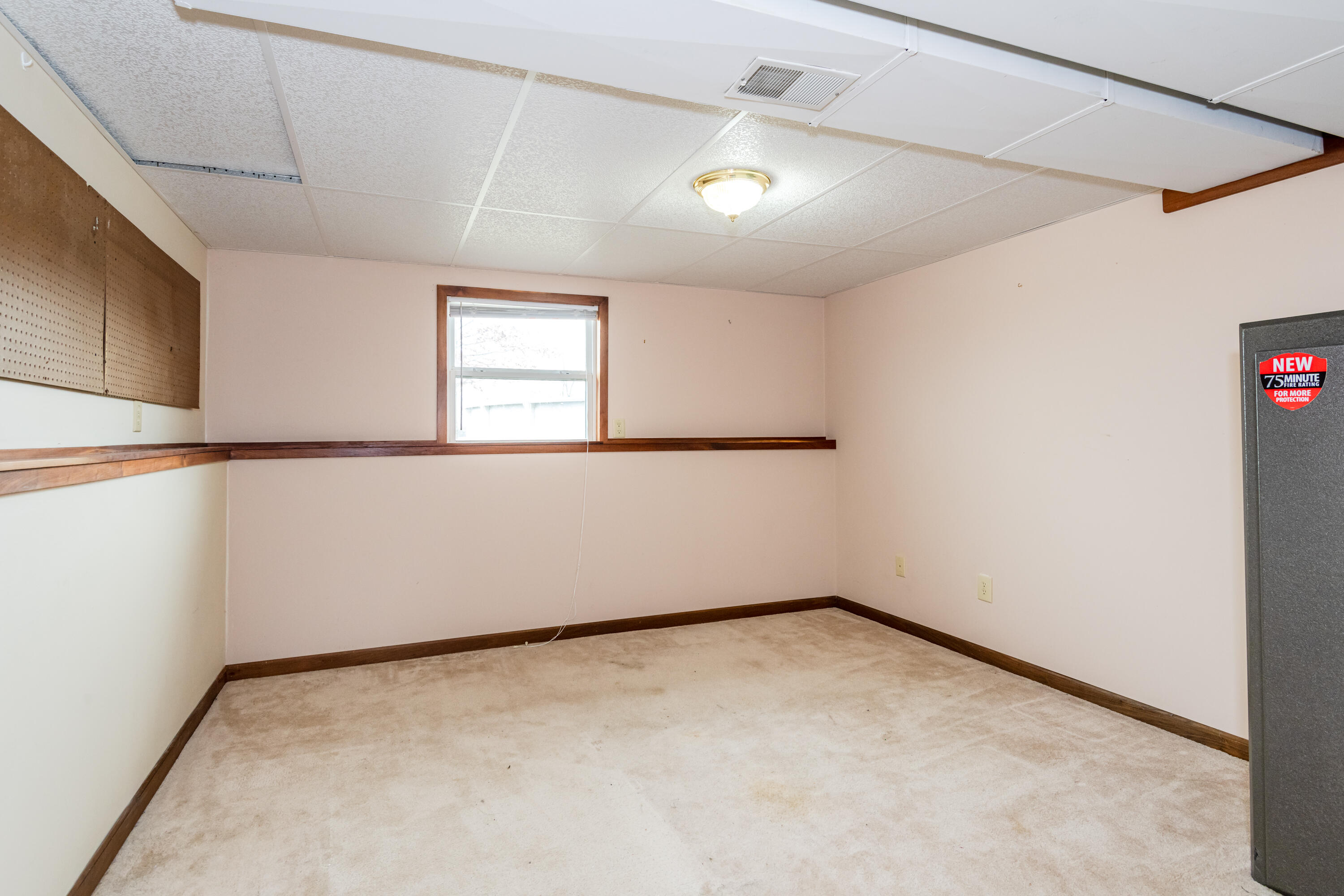 929 North Tecumseh Road Springfield, OH 45504 - Photo 19 of 55