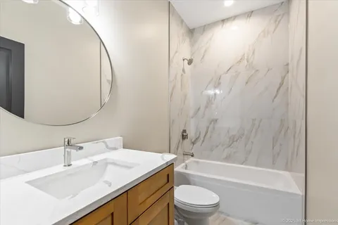 $1,199,000 | 4934 South Champlain Avenue, Chicago, IL 60615