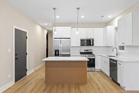 $1,199,000 | 4934 South Champlain Avenue, Chicago, IL 60615