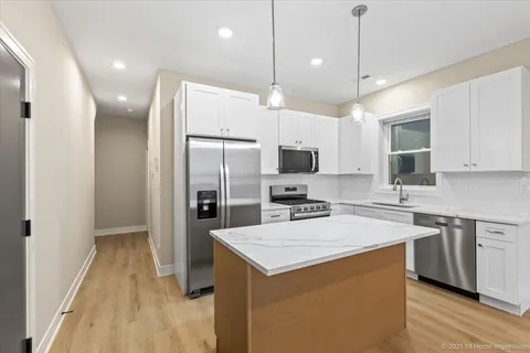 $1,199,000 | 4934 South Champlain Avenue, Chicago, IL 60615