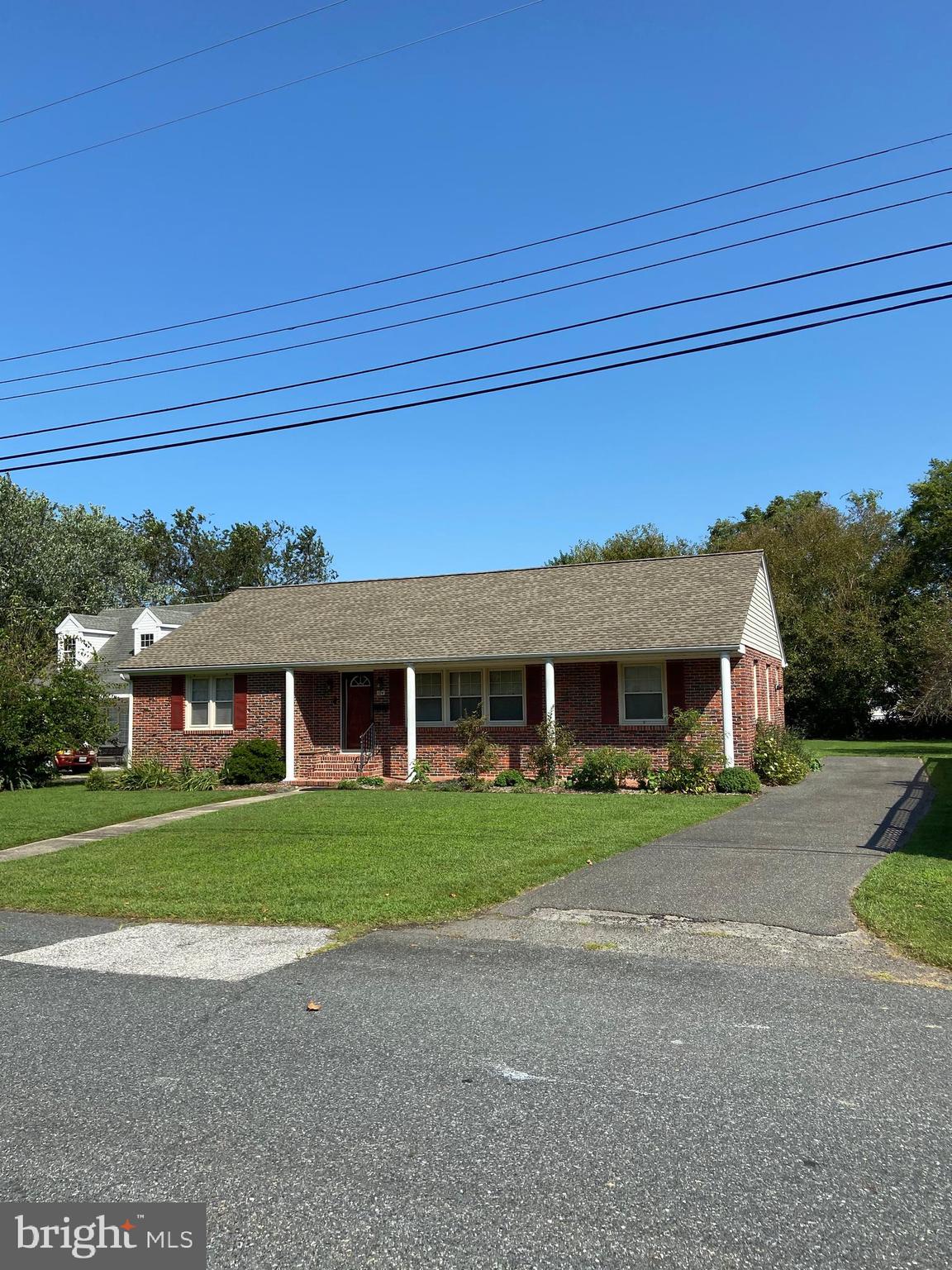 104 Killarney Road Cambridge, MD 21613 - Photo 3 of 38 Off street parking . Paved driveway