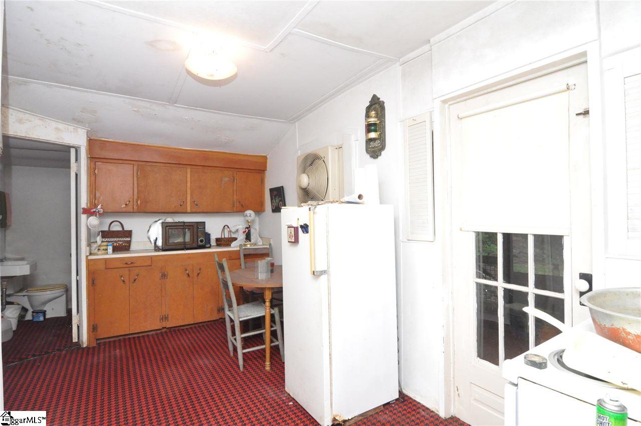 2902 Highway 176 Tryon, NC 28782 - Photo 32 of 34 Gallery Image 32