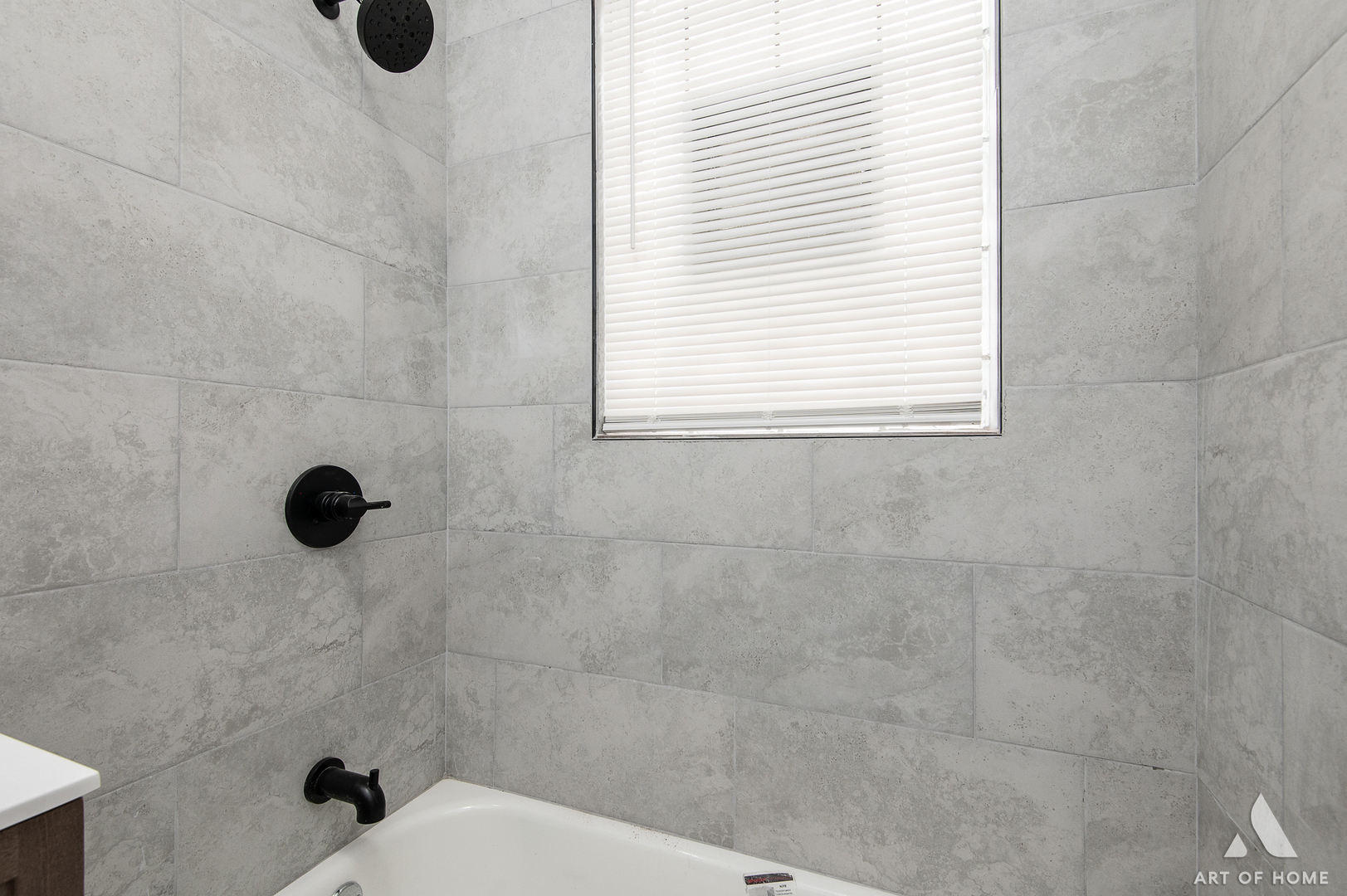 6511 South Justine Street Chicago, IL 60636 - Photo 13 of 28 a bathroom with a granite shower