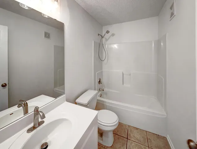 $493,000 | 14116 55th Avenue North, Plymouth, MN 55446