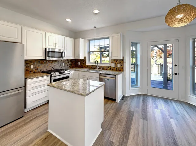 $493,000 | 14116 55th Avenue North, Plymouth, MN 55446