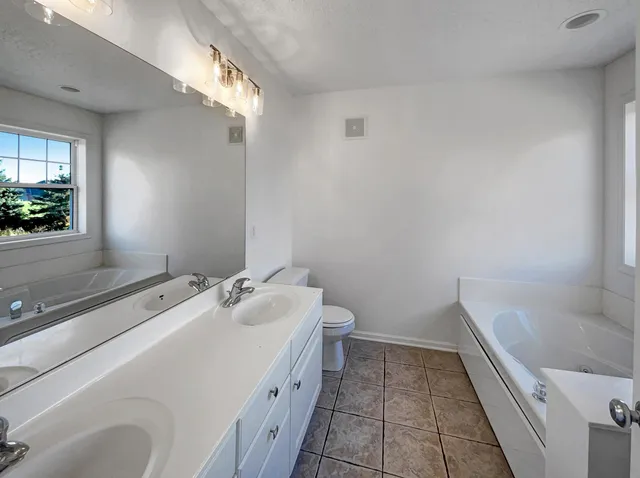 $493,000 | 14116 55th Avenue North, Plymouth, MN 55446