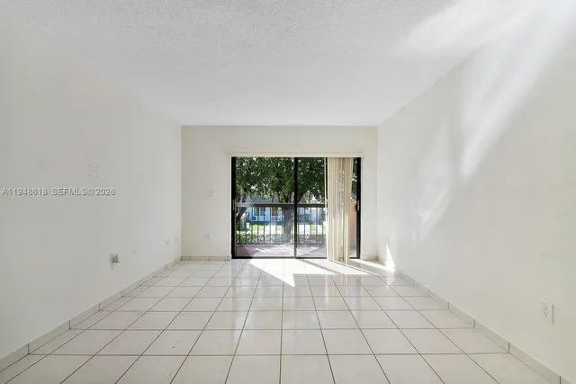 $225,000 | 995 Southwest 84th Avenue, Unit 223, Miami, FL 33144