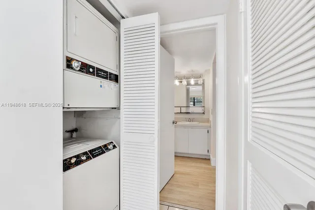 $225,000 | 995 Southwest 84th Avenue, Unit 223, Miami, FL 33144