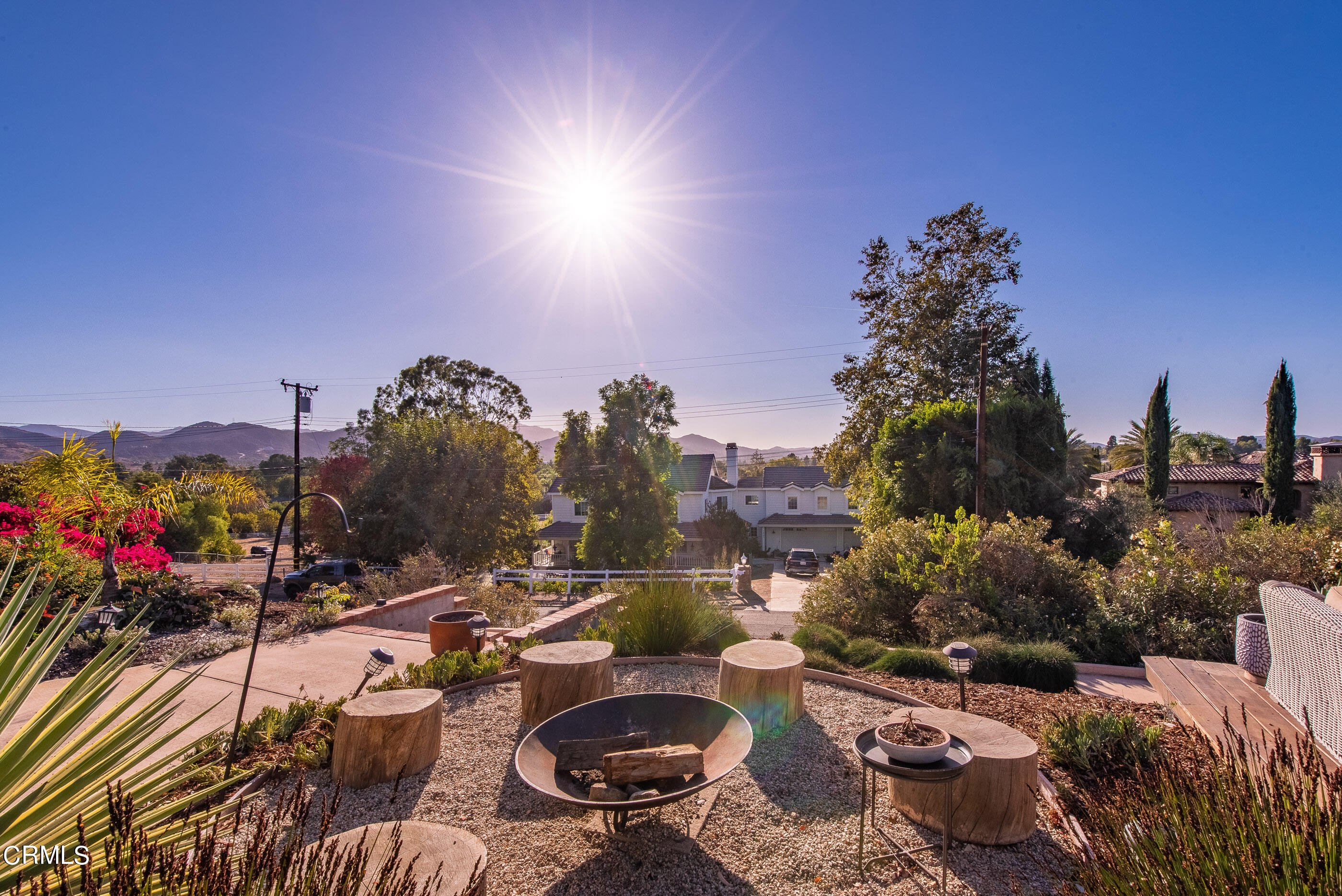 1644 Hauser Circle Thousand Oaks, CA 91362 - Photo 6 of 53 a view of a chairs and table in patio