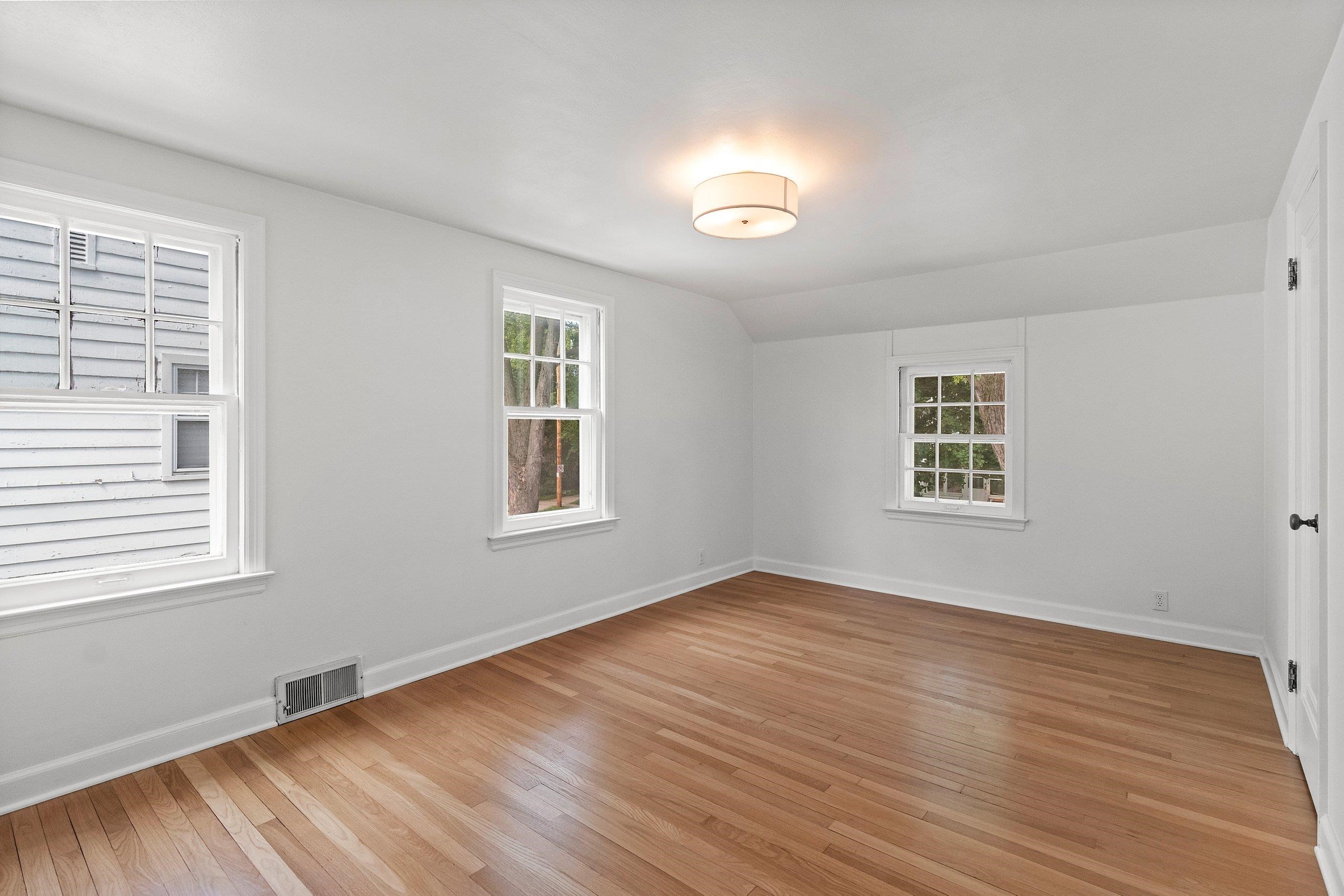 1727 North Clark Street Appleton, WI 54911 - Photo 33 of 42