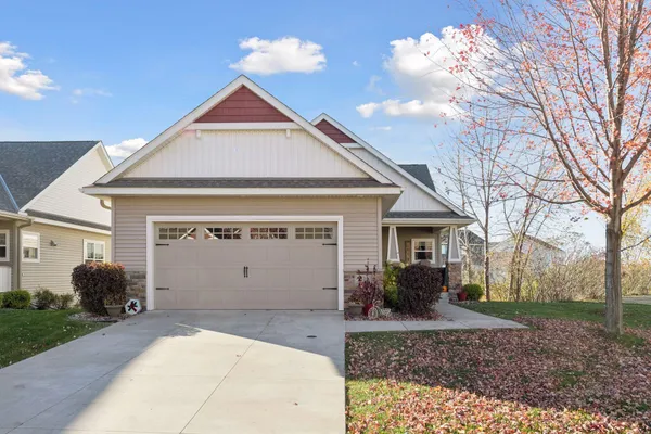 $650,000 | 1312 Shadywood Lane, Waconia, MN 55387