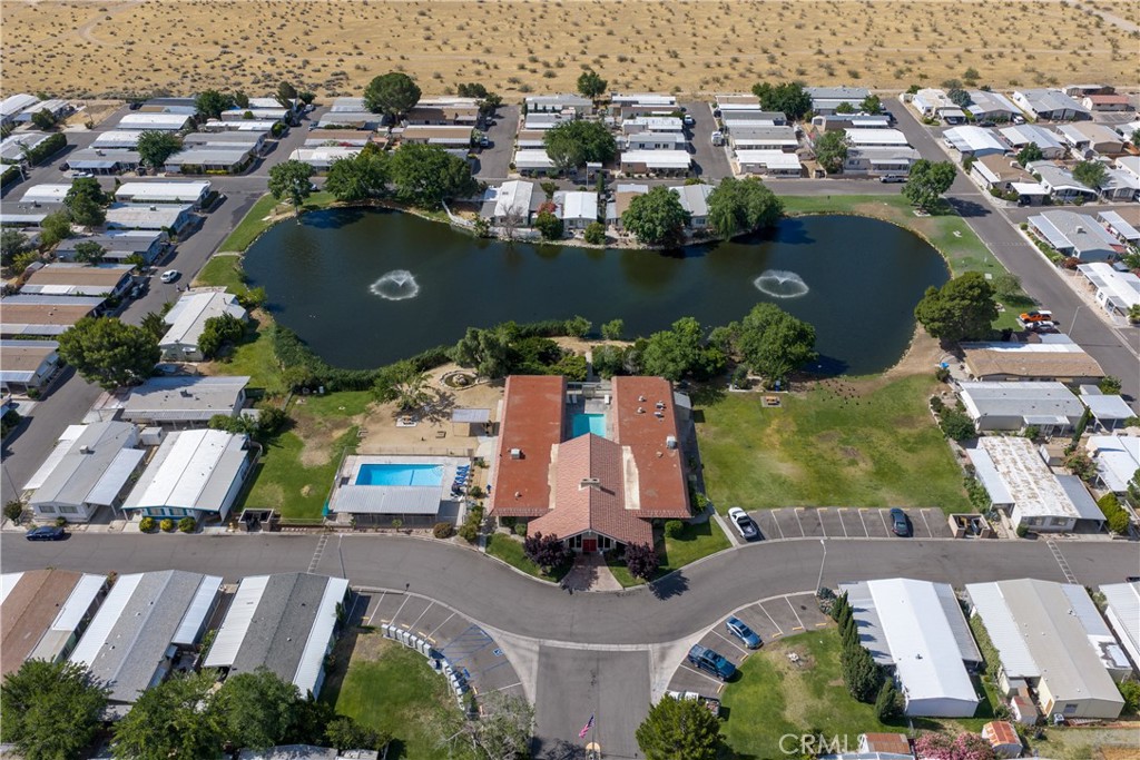 20683 Waalew Road, Unit SPC B48 Apple Valley, CA 92307 - Photo 3 of 31