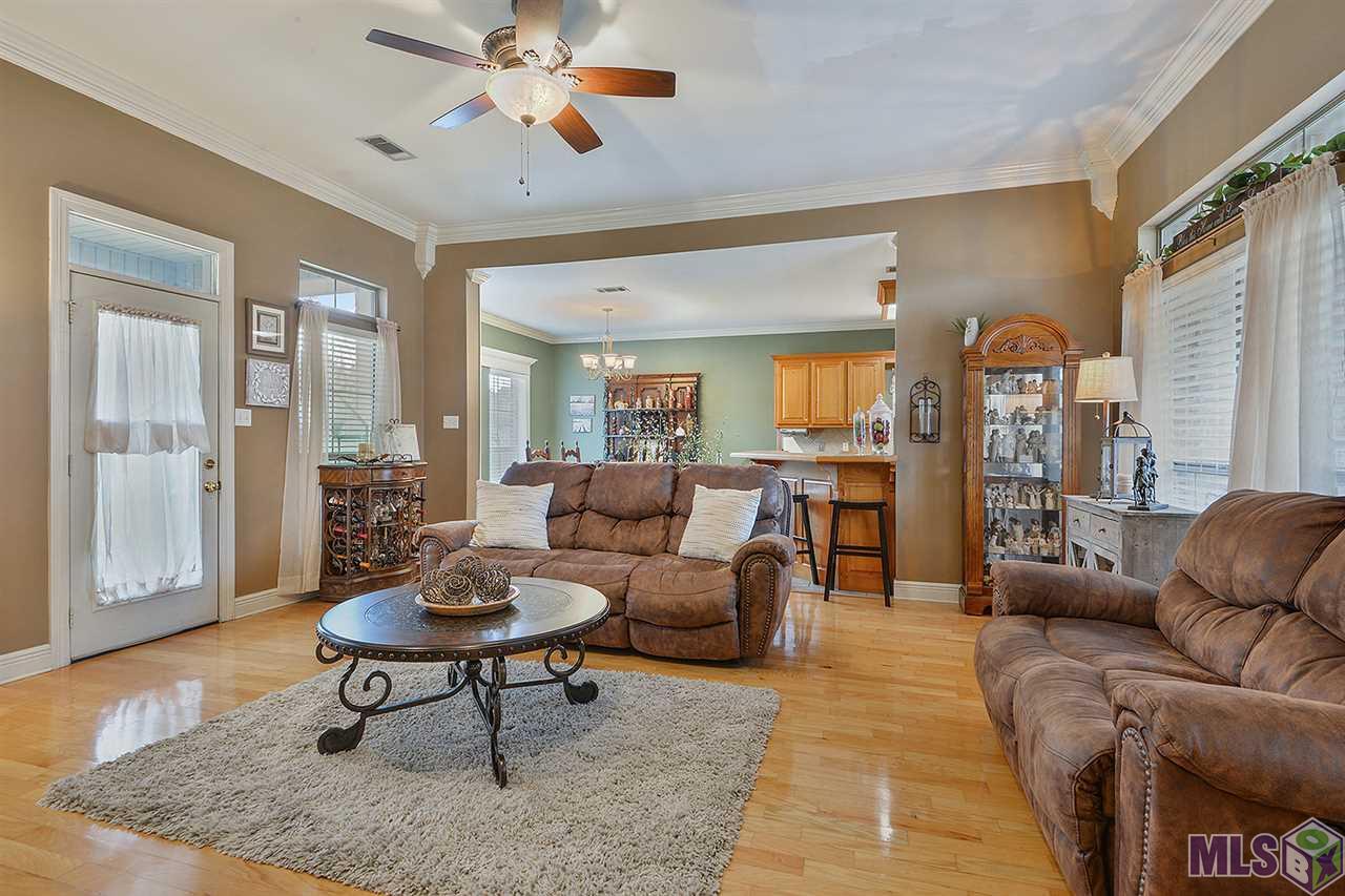37664 Rue De Lac Denham Springs, LA 70706 - Photo 5 of 19 Gallery Image 5