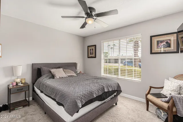 $3,995 | 250 West Utopia Road, Phoenix, AZ 85027