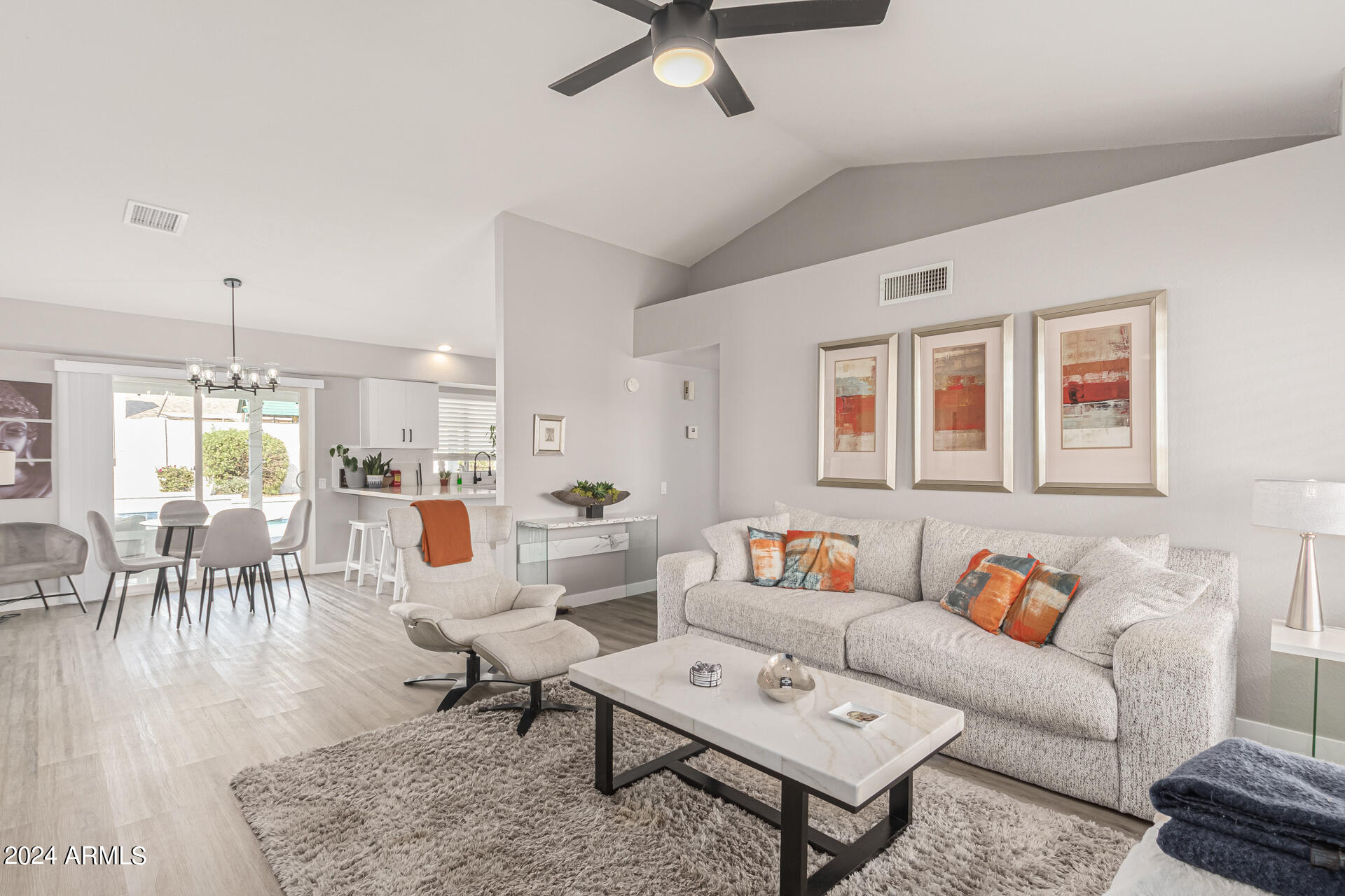 250 West Utopia Road Phoenix, AZ 85027 - Photo 6 of 31 Family Room