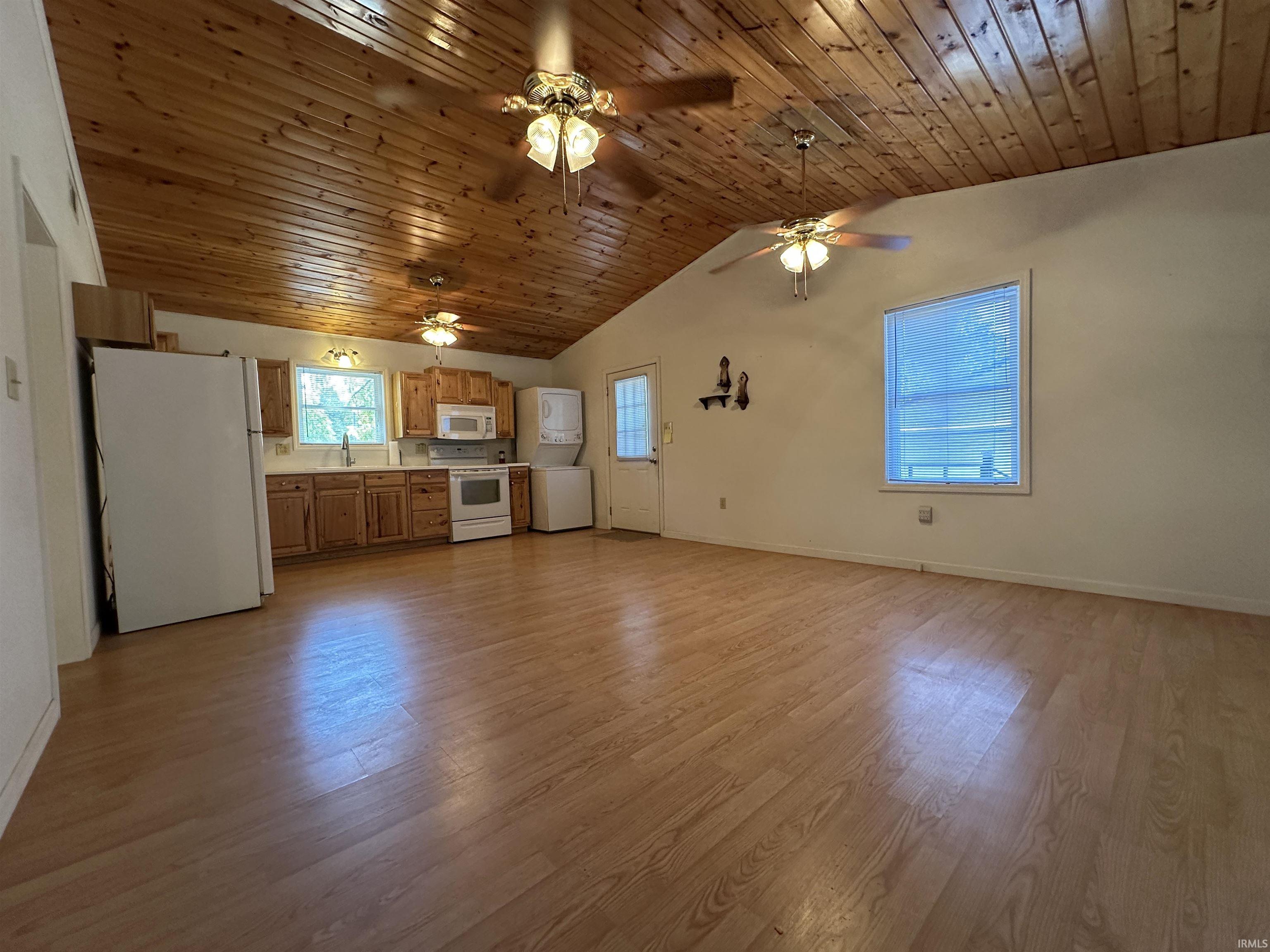 6257 East Calvertville Road Bloomfield, IN 47424 - Photo 21 of 32