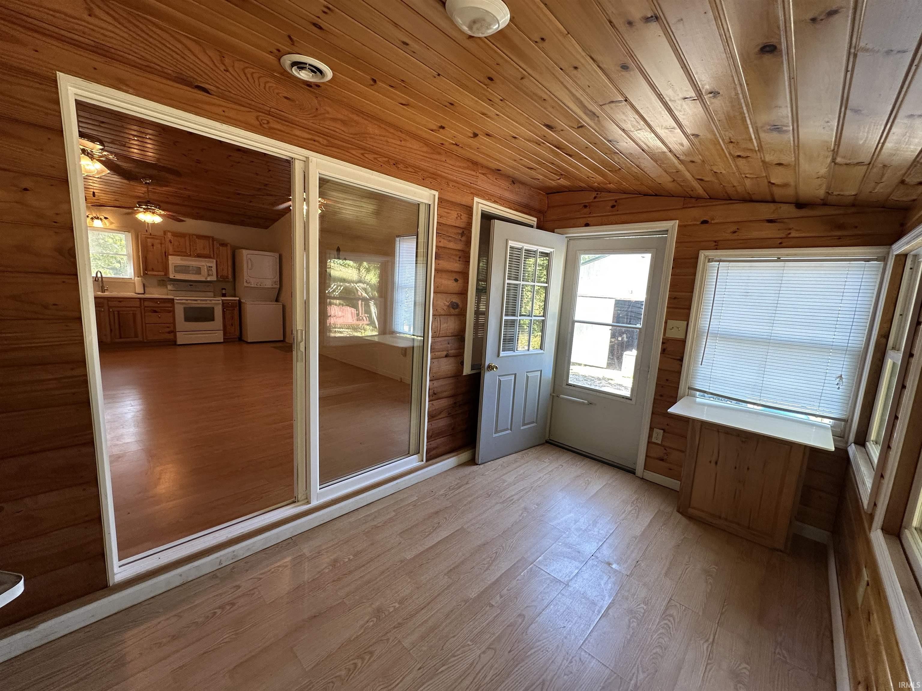 6257 East Calvertville Road Bloomfield, IN 47424 - Photo 24 of 32