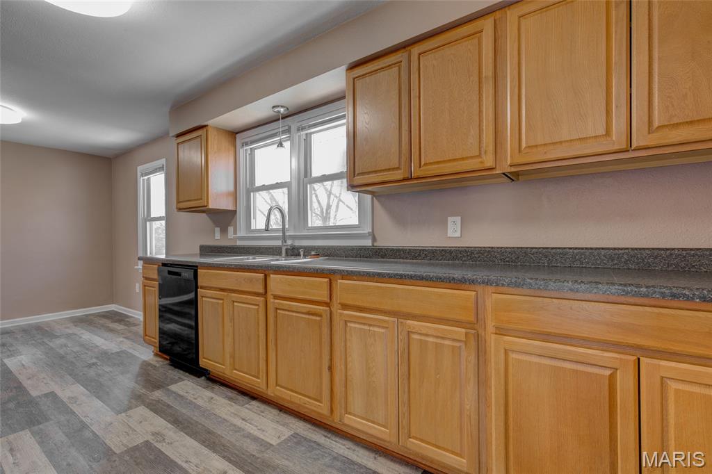 1926 Terrace Drive Alton, IL 62002 - Photo 12 of 40