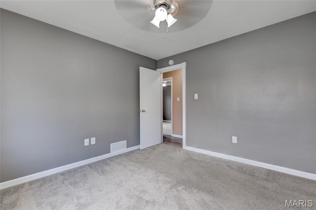 1926 Terrace Drive Alton, IL 62002 - Photo 17 of 40