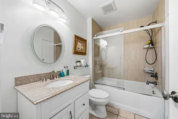 $5,000 | 1750 Oakwood Terrace, Unit 16B, Penn Valley, PA 19072