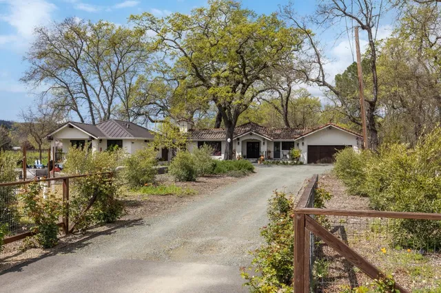 $2,550,000 | 1929 Mora Avenue, Calistoga, CA 94515