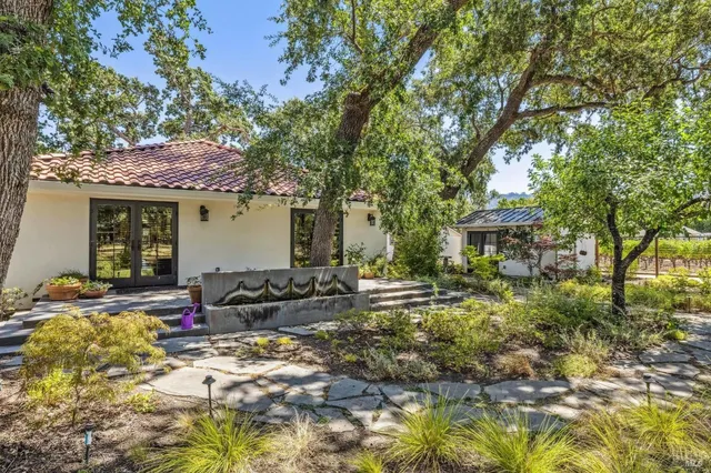 $2,550,000 | 1929 Mora Avenue, Calistoga, CA 94515