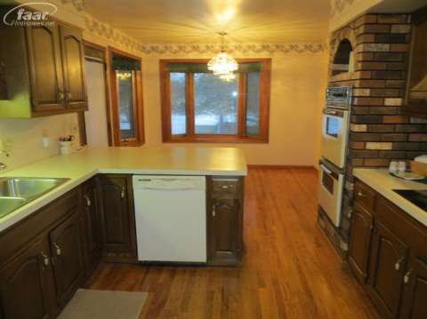 6242 West Stanley Road Mount Morris, MI 48458 - Photo 13 of 28 20394649-12.JPG