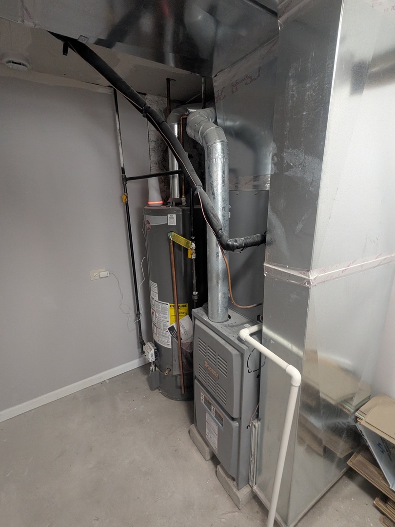 7052 South Normal Boulevard Chicago, IL 60621 - Photo 15 of 22 Gallery Image 15