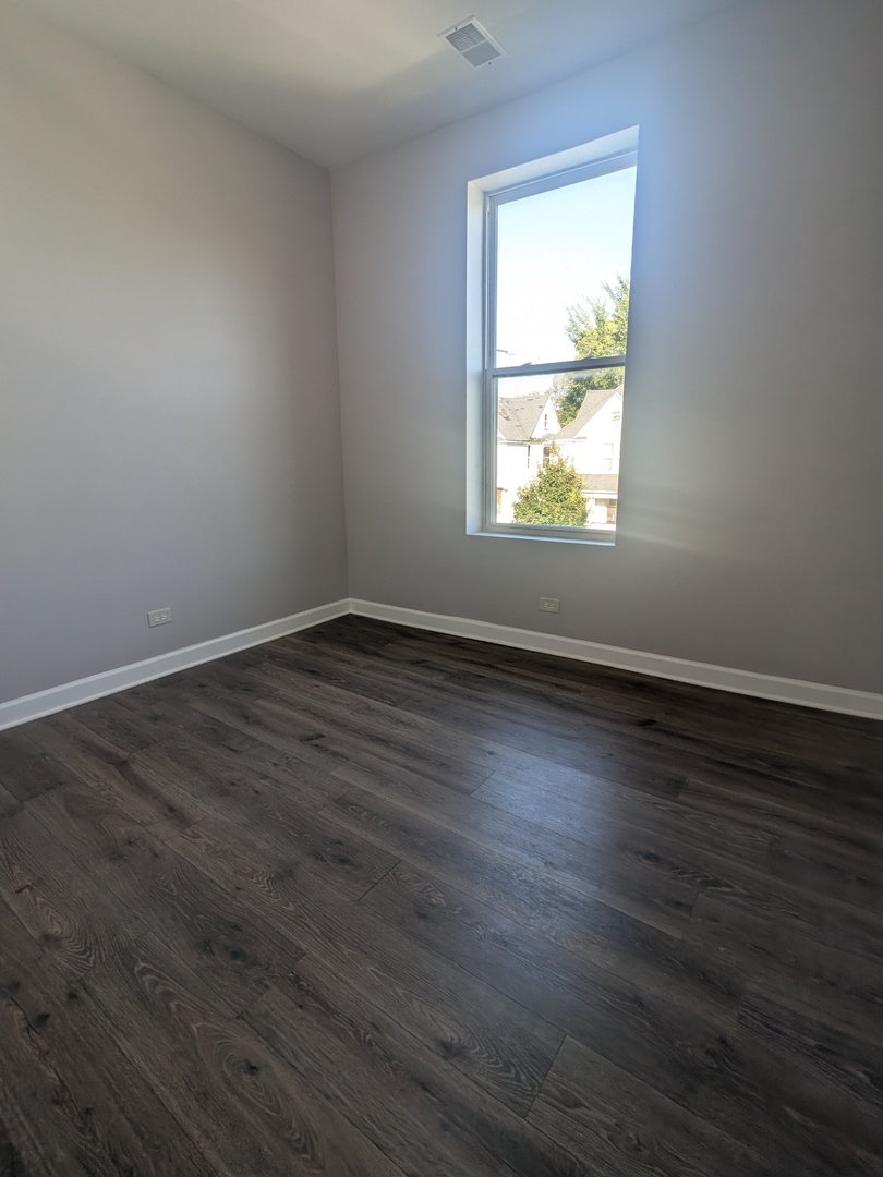 7052 South Normal Boulevard Chicago, IL 60621 - Photo 19 of 22 Gallery Image 19