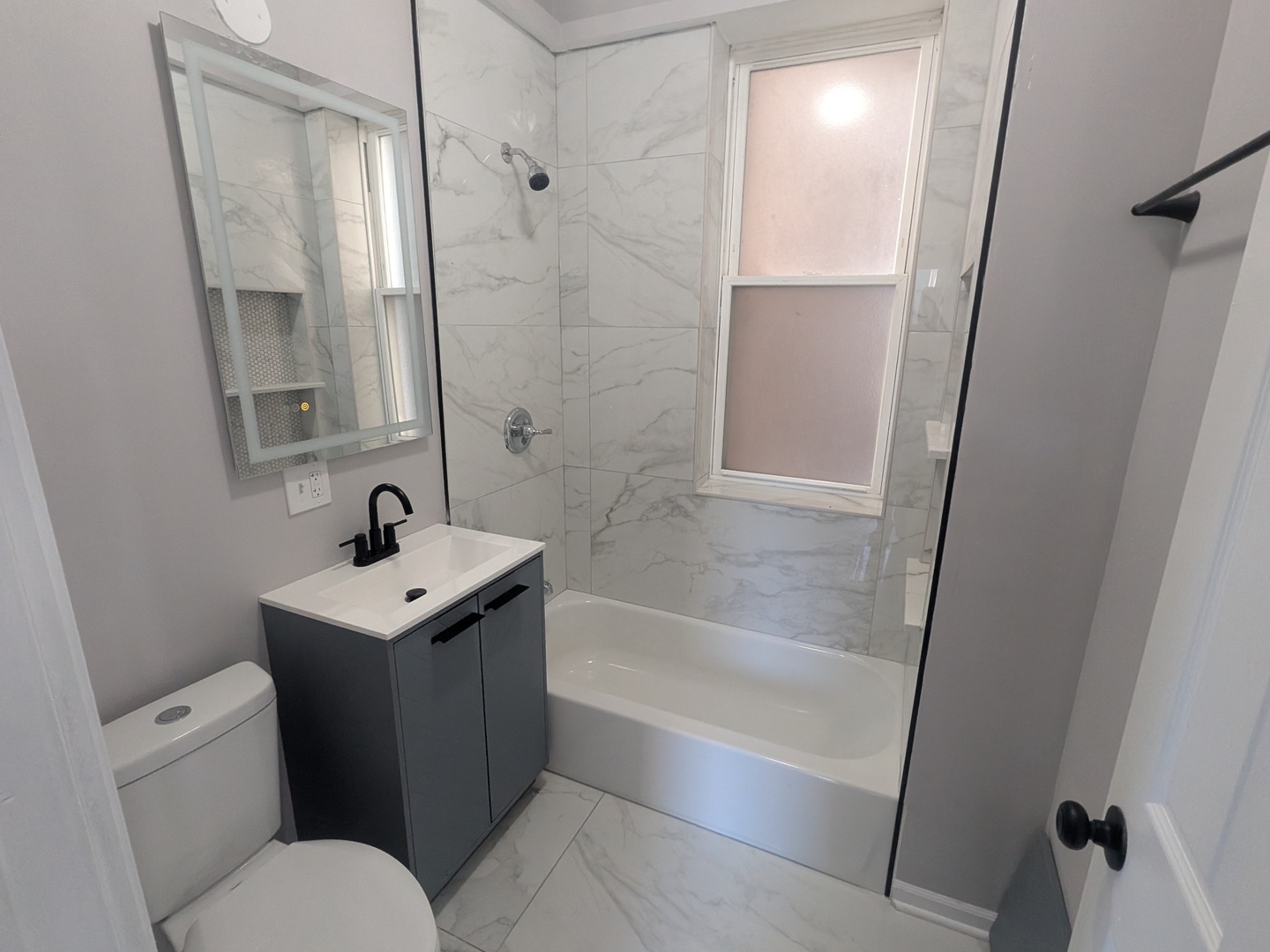 7052 South Normal Boulevard Chicago, IL 60621 - Photo 6 of 22 Gallery Image 6