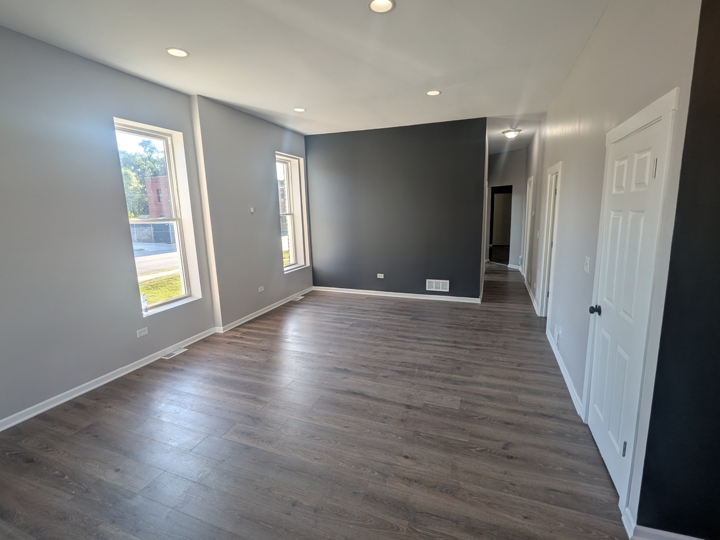 7052 South Normal Boulevard Chicago, IL 60621 - Photo 9 of 22 Gallery Image 9