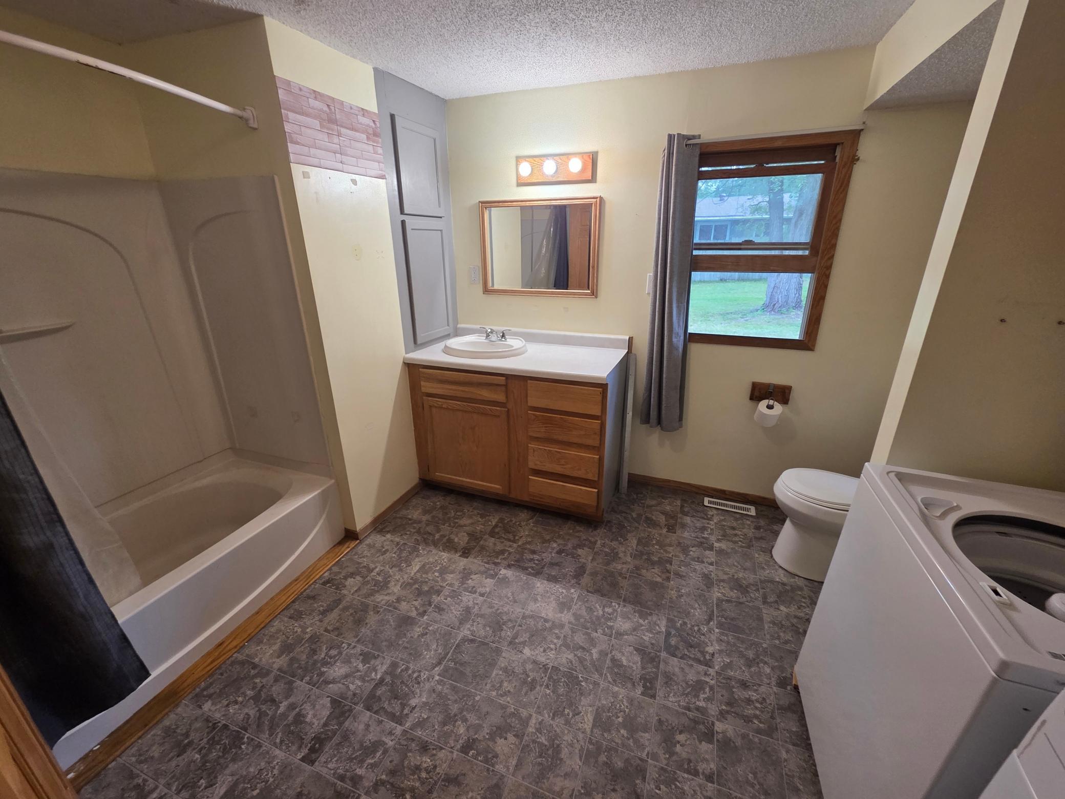 1005 Golf Course Road Monticello, MN 55362 - Photo 9 of 22 Gallery Image 9