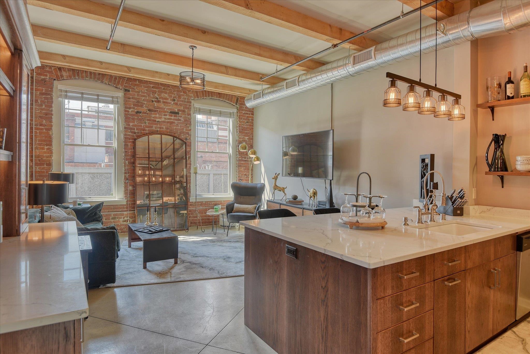 165 South Post Street, Unit 204 Spokane, WA 99201 - Photo 3 of 38