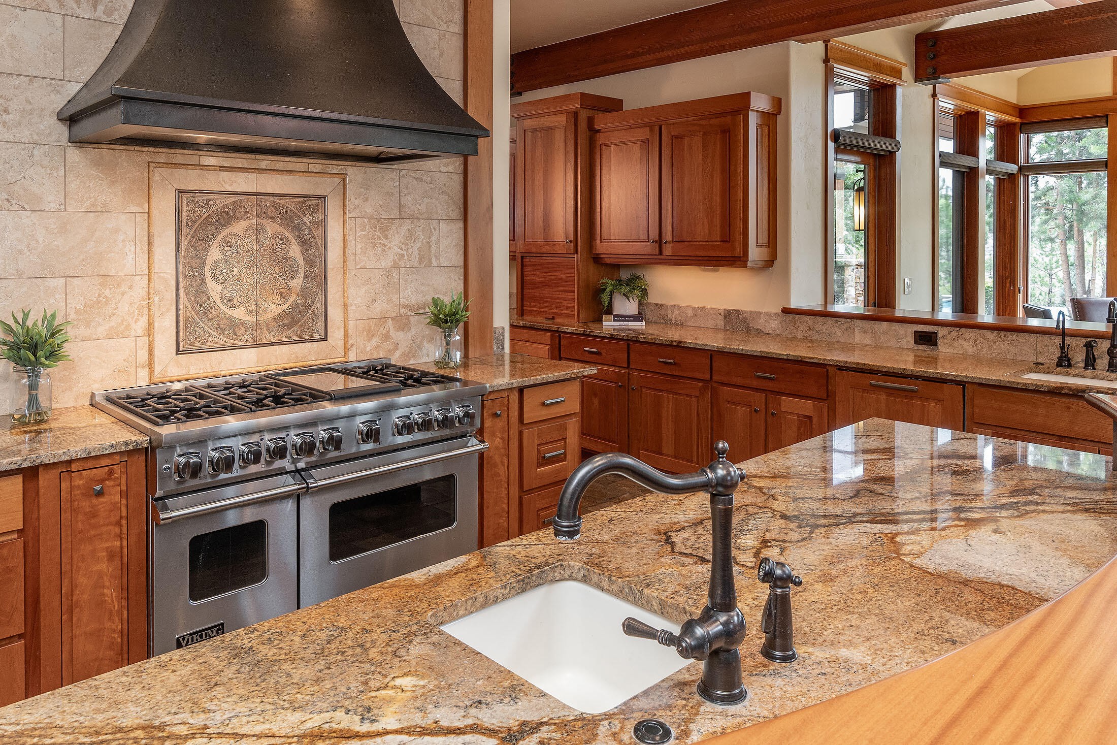 18883 Sutherland Court Bend, OR 97702 - Photo 12 of 70 Cook with confidence and style?Viking gas range and double ovens anchor this culinary masterpiece.