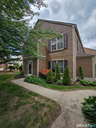 $314,900 | 17 Newberry Lane, Unit 17, Glastonbury, CT 06033