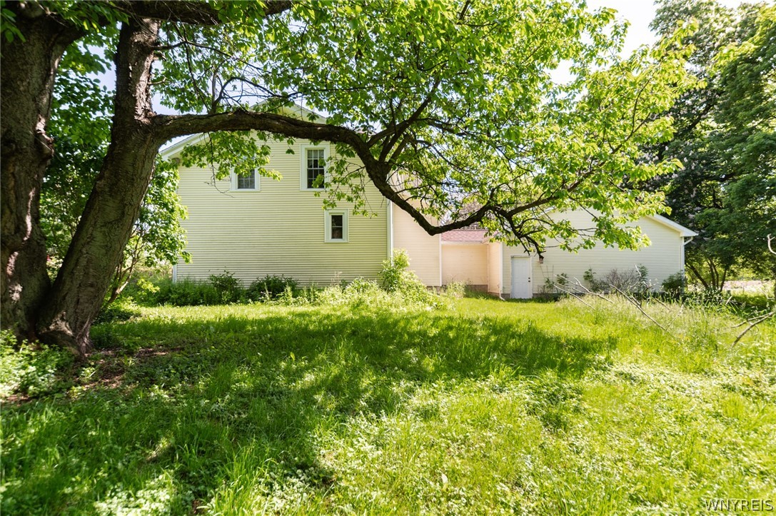 9318 Creek Road Batavia, NY 14020 - Photo 5 of 46