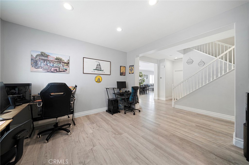 17889 Orangewood Lane Riverside, CA 92503 - Photo 16 of 43