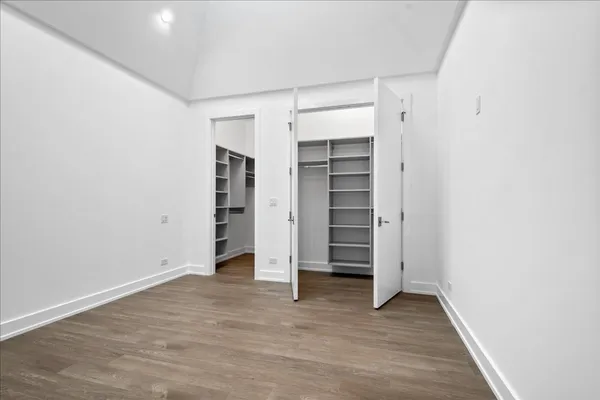 $7,000 | 728 Waukegan Road, Unit 209, Deerfield, IL 60015