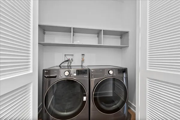 $7,000 | 728 Waukegan Road, Unit 209, Deerfield, IL 60015