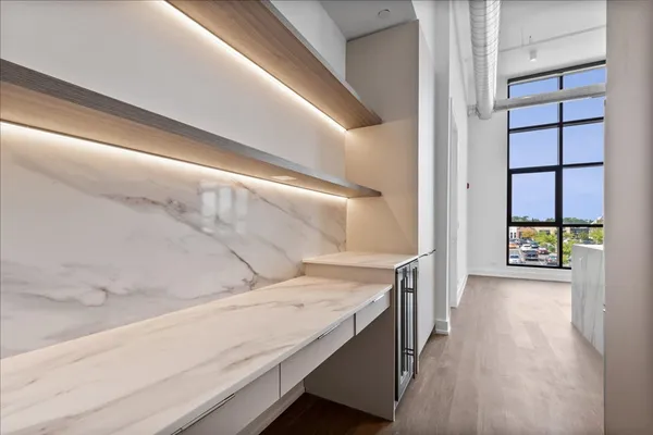 $7,000 | 728 Waukegan Road, Unit 209, Deerfield, IL 60015