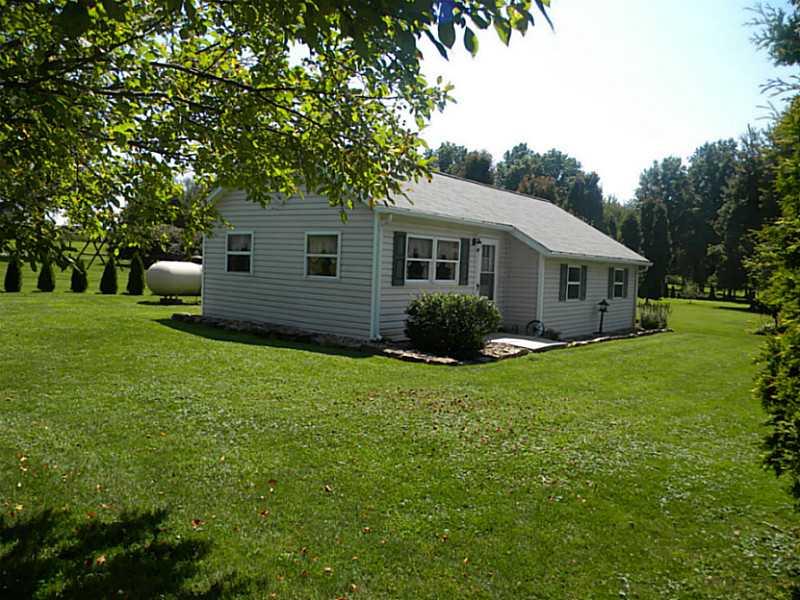 318 Browntown Road Slippery Rock, PA 16057 - Photo 20 of 24 Parking Lot/Garage.
