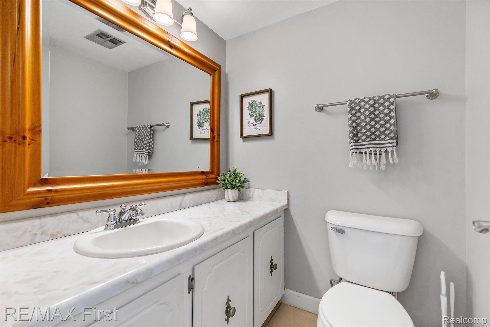 798 Oak Brook Ridge Drive Rochester, MI 48307 - Photo 17 of 29