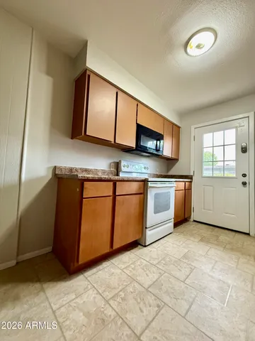 $1,125 | 825 East 5th Street, Unit B, Mesa, AZ 85203