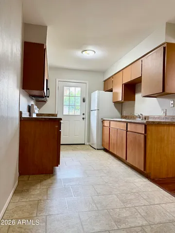 $1,125 | 825 East 5th Street, Unit B, Mesa, AZ 85203