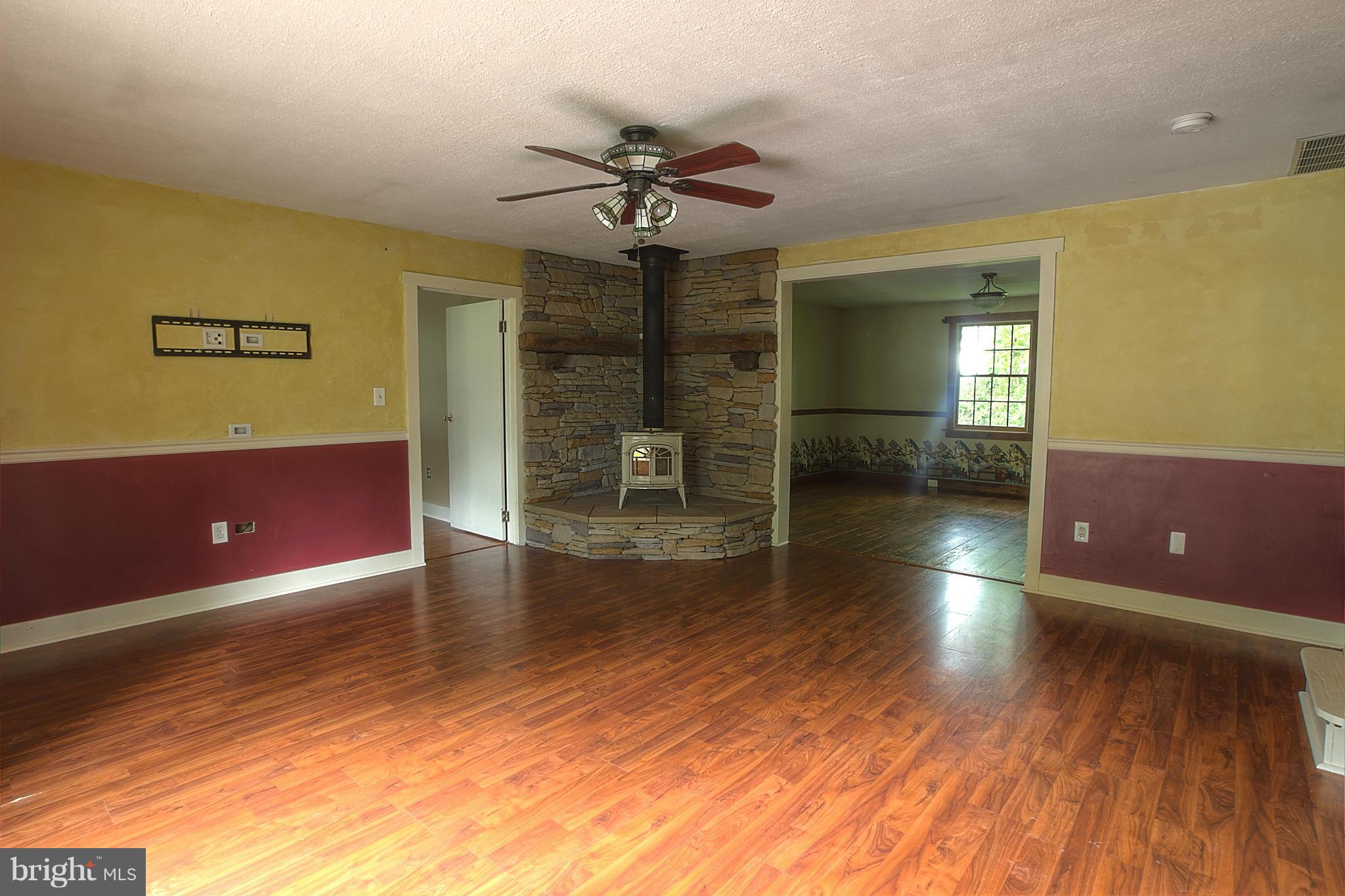 4316 Graceton Road Pylesville, MD 21132 - Photo 10 of 30 Family Room